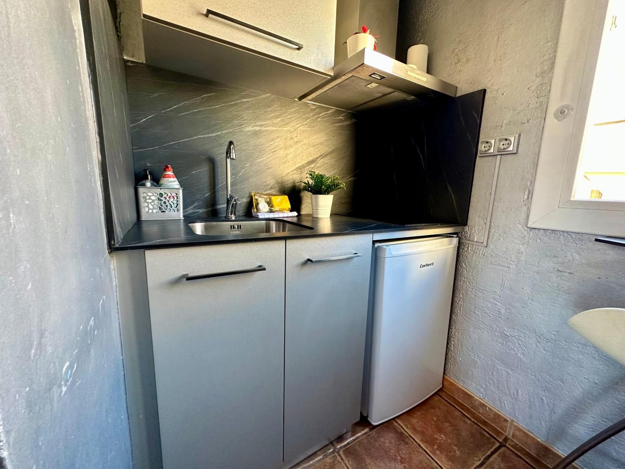 Taulat Loft L Poblenou Beach L Self Check In L Terrace Penthouse Барселона Екстериор снимка