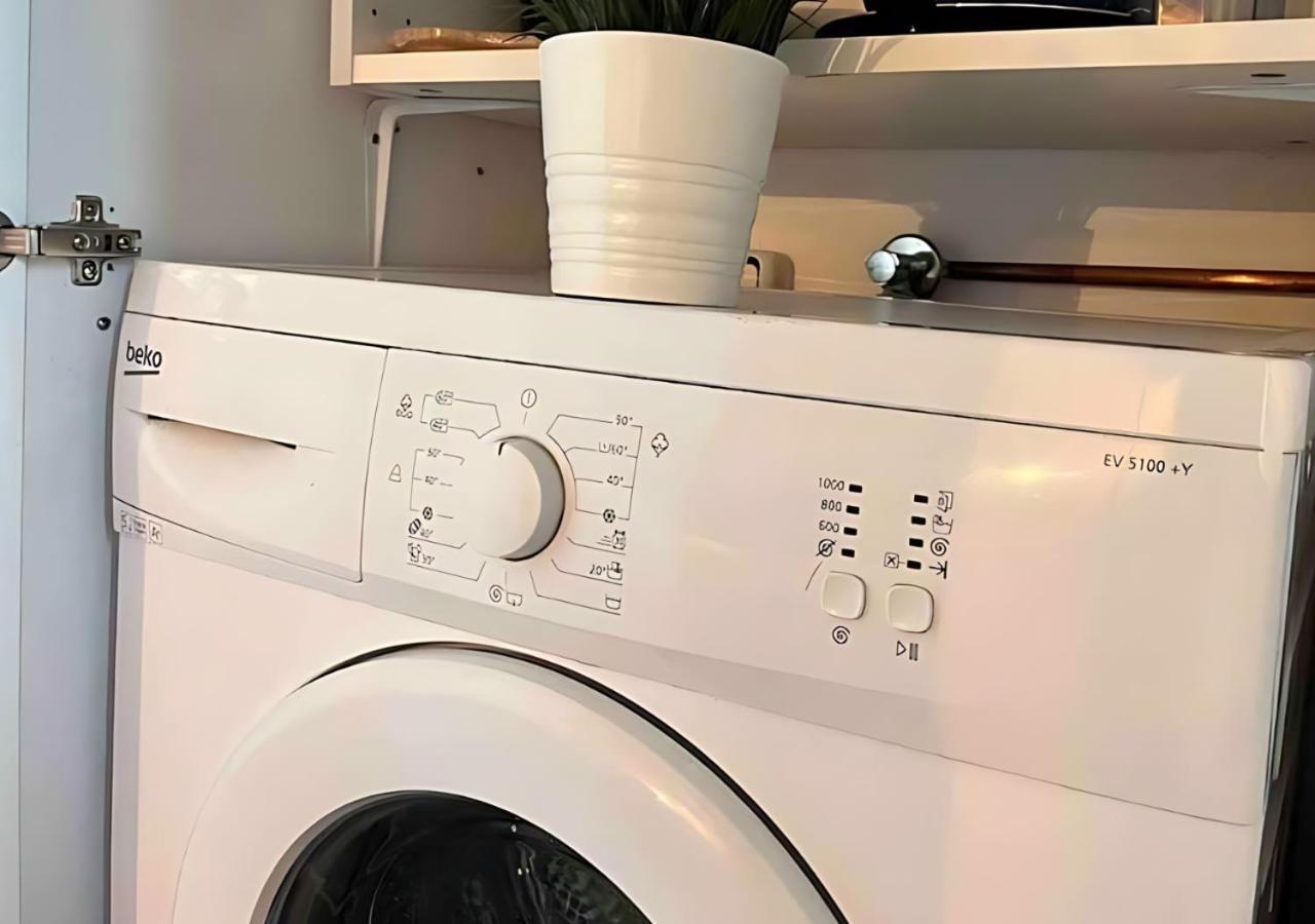 Taulat Loft L Poblenou Beach L Self Check In L Terrace Penthouse Барселона Екстериор снимка