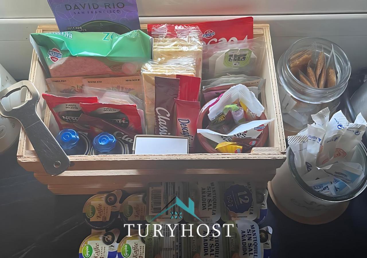 Taulat Loft L Poblenou Beach L Self Check In L Terrace Penthouse Барселона Екстериор снимка